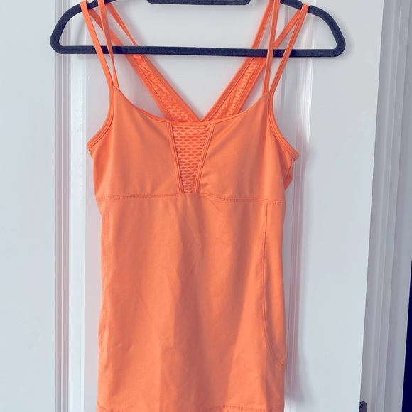 🧡KYODAN 🧡athletic tank top in Neon Orange. Built in bra . Size small. - Picture 5 of 9